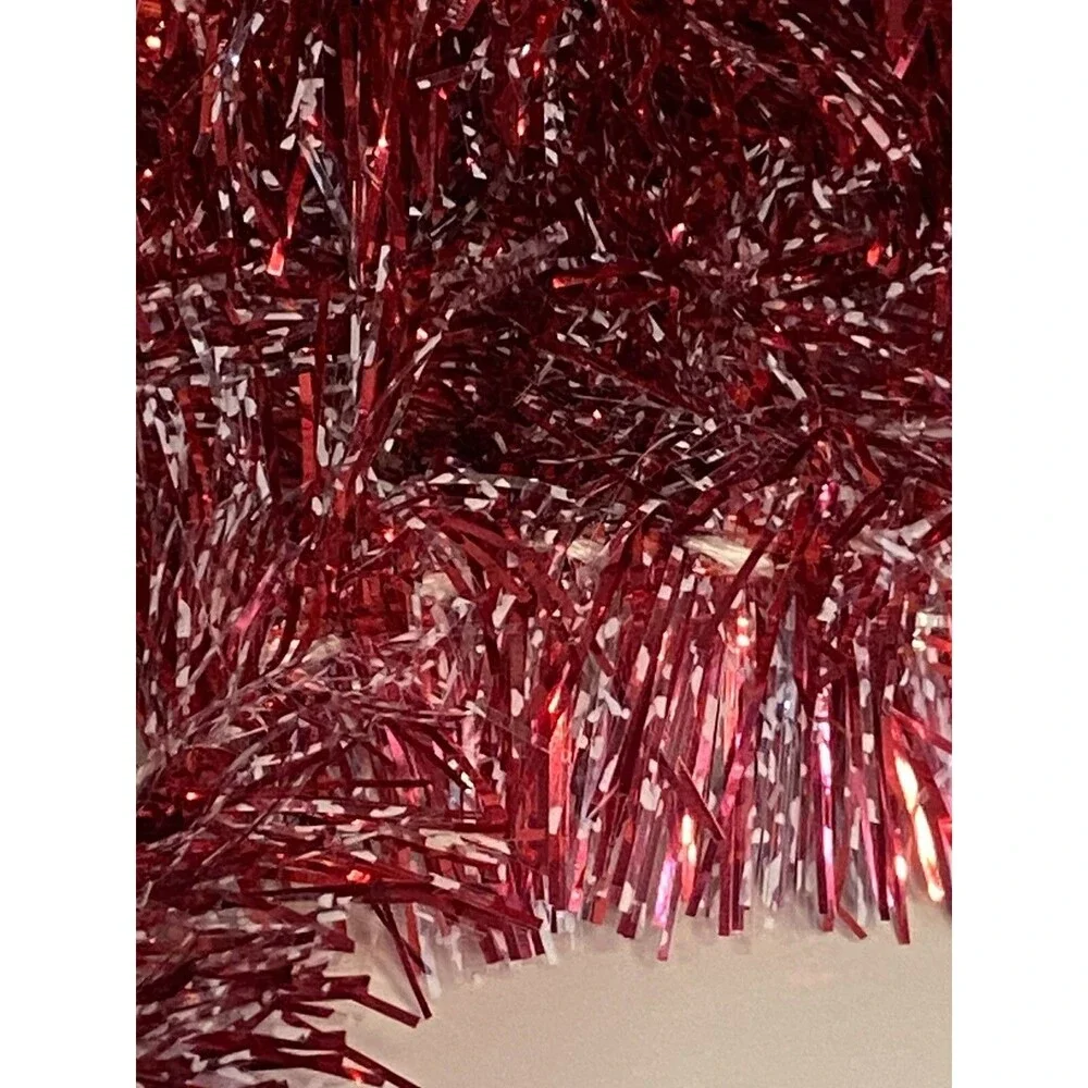 Roundtree & Yorke red white